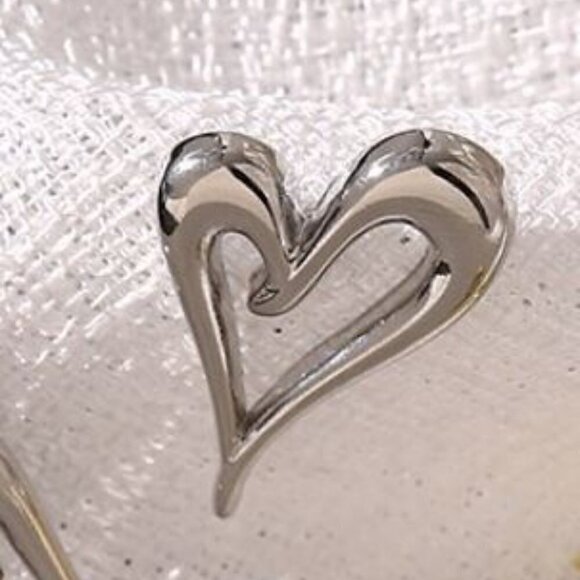 Gold OR Silver Plated Ear Posts Heart Stud Earrings - Picture 9 of 9